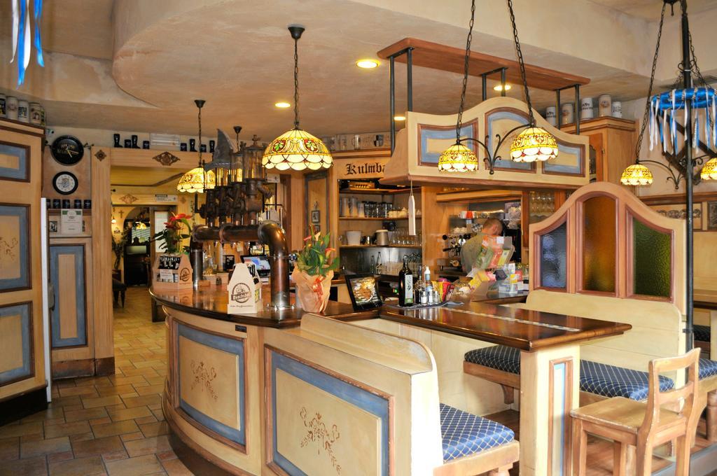 Hotel Vittoria Рива-дель-Гарда Экстерьер фото